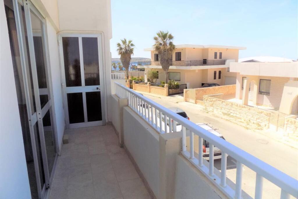 Sunshine Holiday Apartment 5 With Spectacular Seaviews St. Paul's Bay Dış mekan fotoğraf
